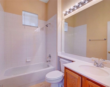 10214 Elk Valley Street - Photo Thumbnail 15