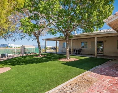 6990 W Richmar Avenue - Photo Thumbnail 2