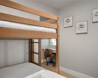 6990 W Richmar Avenue - Photo Thumbnail 29