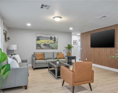 6990 W Richmar Avenue - Photo Thumbnail 6