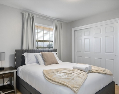 6990 W Richmar Avenue - Photo Thumbnail 30