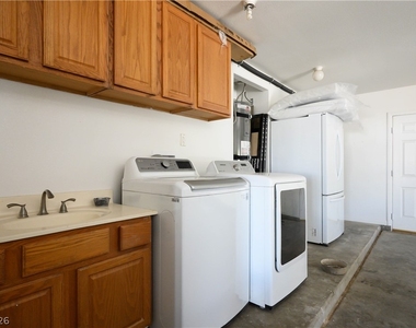 6990 W Richmar Avenue - Photo Thumbnail 34