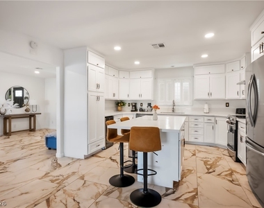 7435 Rogers Street - Photo Thumbnail 14