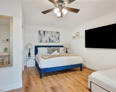 7435 Rogers Street - Photo Thumbnail 20