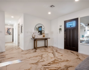7435 Rogers Street - Photo Thumbnail 6