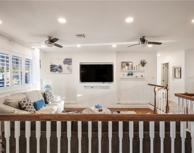 7435 Rogers Street - Photo Thumbnail 12