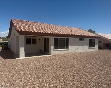 9909 Bundella Drive - Photo Thumbnail 46