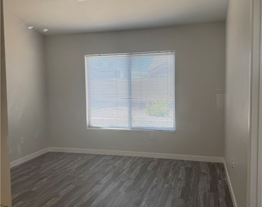 9909 Bundella Drive - Photo Thumbnail 29