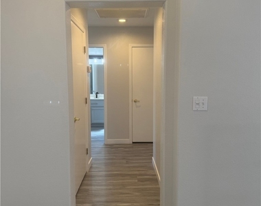 9909 Bundella Drive - Photo Thumbnail 23