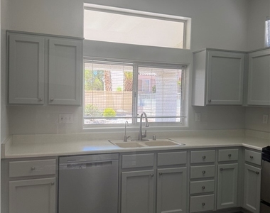 9909 Bundella Drive - Photo Thumbnail 14