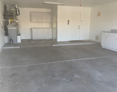 9909 Bundella Drive - Photo Thumbnail 44