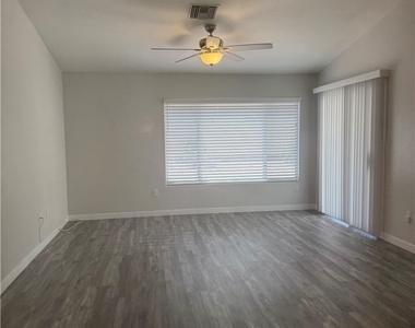 9909 Bundella Drive - Photo Thumbnail 19
