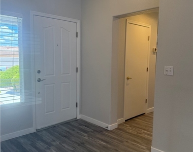 9909 Bundella Drive - Photo Thumbnail 48