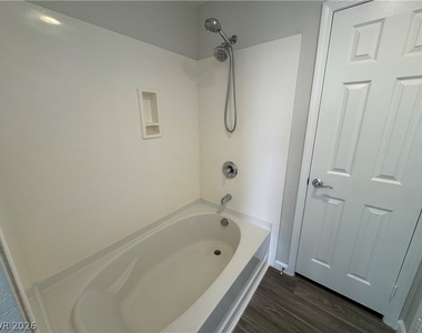 35 E Agate Avenue - Photo Thumbnail 8