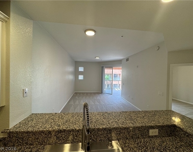 35 E Agate Avenue - Photo Thumbnail 5