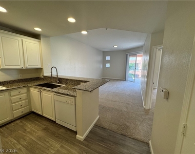 35 E Agate Avenue - Photo Thumbnail 1