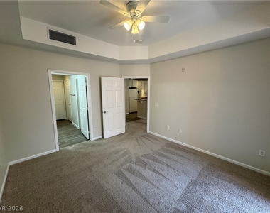 35 E Agate Avenue - Photo Thumbnail 12