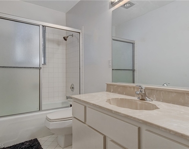 3223 Pinehurst Drive - Photo Thumbnail 45