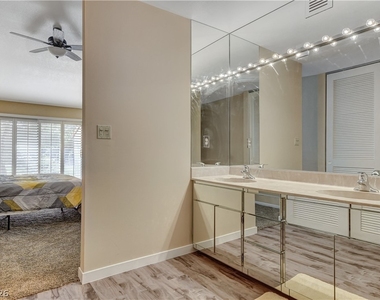 3223 Pinehurst Drive - Photo Thumbnail 36