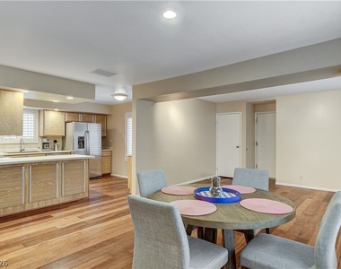 3223 Pinehurst Drive - Photo Thumbnail 14