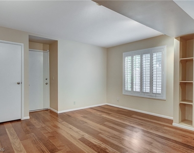 3223 Pinehurst Drive - Photo Thumbnail 9