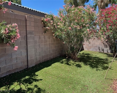3310 W Mardon Avenue - Photo Thumbnail 3