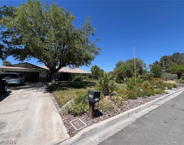 3310 W Mardon Avenue - Photo Thumbnail 23