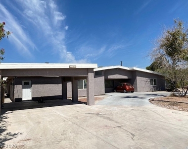 2047 Westwind Road - Photo Thumbnail 2