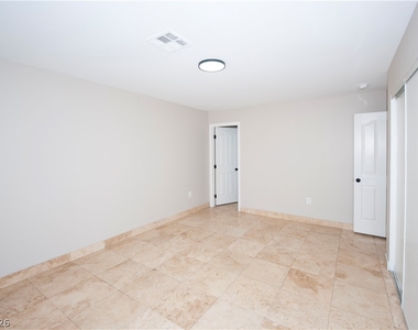 8452 Boseck Drive - Photo Thumbnail 16
