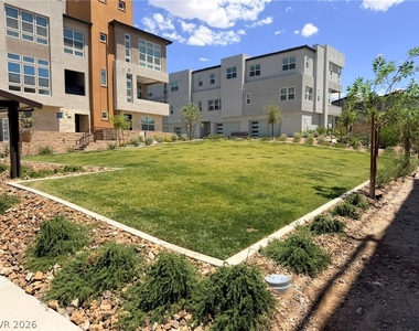 2520 Cracked Stone Street - Photo Thumbnail 8