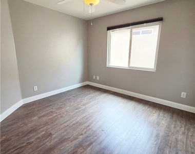 9946 Burton Lake Court - Photo Thumbnail 34
