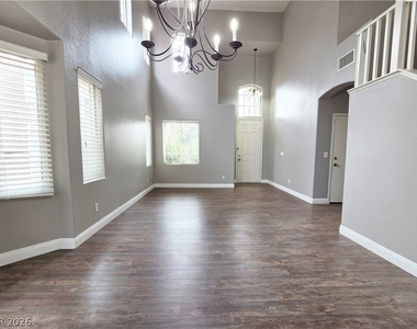 9946 Burton Lake Court - Photo Thumbnail 5