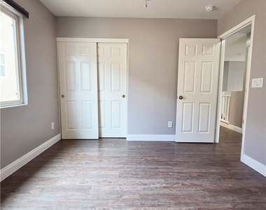 9946 Burton Lake Court - Photo Thumbnail 35