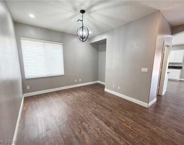 9946 Burton Lake Court - Photo Thumbnail 18