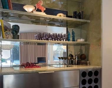 1409 Bonita Avenue - Photo Thumbnail 8