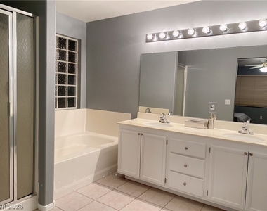 3542 Great Bear Street - Photo Thumbnail 11