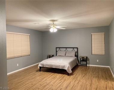 3542 Great Bear Street - Photo Thumbnail 10