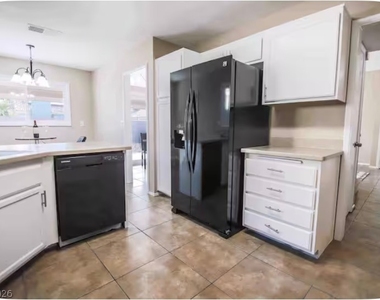 7047 Orange Grove Lane - Photo Thumbnail 12
