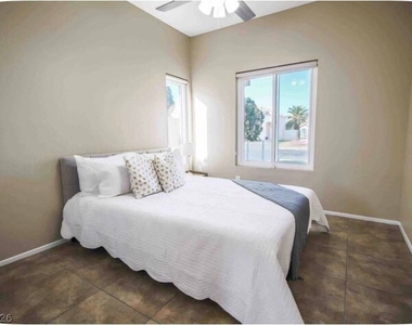 7047 Orange Grove Lane - Photo Thumbnail 2