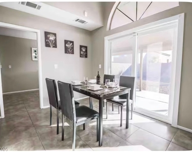 7047 Orange Grove Lane - Photo Thumbnail 15