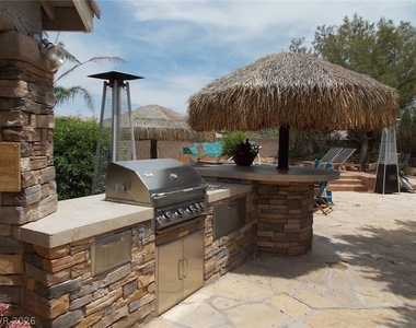 8317 Jeremiahs Lodge Avenue - Photo Thumbnail 28