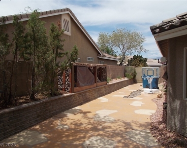 8317 Jeremiahs Lodge Avenue - Photo Thumbnail 38