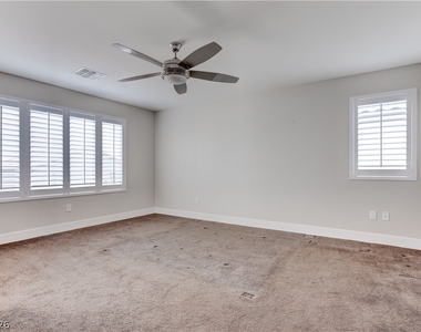 9020 Nopah Peak Court - Photo Thumbnail 17