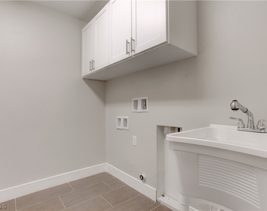 9020 Nopah Peak Court - Photo Thumbnail 28
