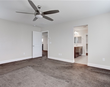 9020 Nopah Peak Court - Photo Thumbnail 19