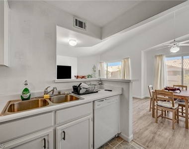 8450 Alta Drive - Photo Thumbnail 13