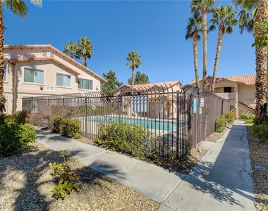 8450 Alta Drive - Photo Thumbnail 24