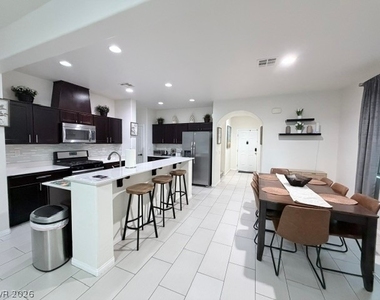 7063 Coventry Glenn Road - Photo Thumbnail 4