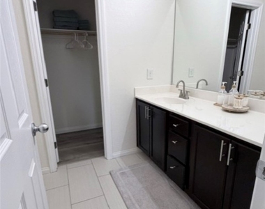 7063 Coventry Glenn Road - Photo Thumbnail 12