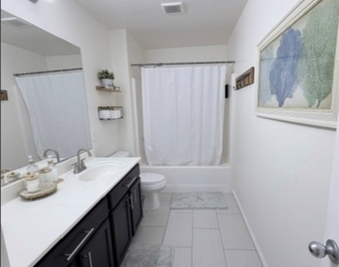 7063 Coventry Glenn Road - Photo Thumbnail 2